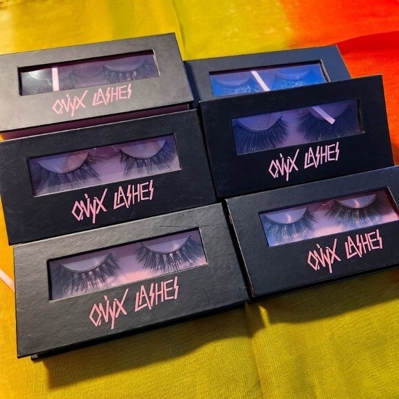 Onyx Lashes Bundle of 7 - Picture 1 of 11